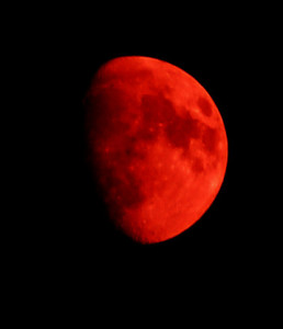 red_moon[1]